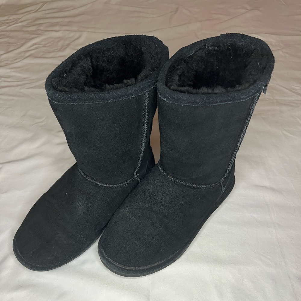 Black Bearpaw Boots! - image 3